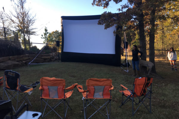 outdoor movie screen 8
