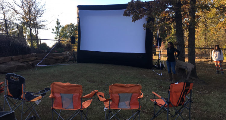 outdoor movie screen 8